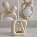 Vaso Decorativo Casal Abstrato com Esfera em Cerâmica