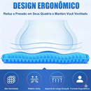 Almofada ergonômica em gel de silicone azul desenvolvida para distribuir o peso corporal de forma uniforme ao sentar.
