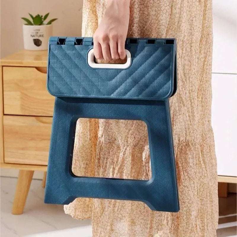 Banqueta dobrável portátil ergonômica para sentar com conforto em diferentes ambientes