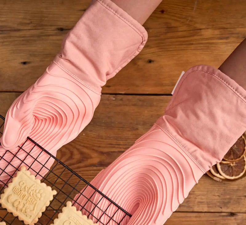 Kit de luvas para cozinha ideal para usar com assadeiras e recipientes quentes