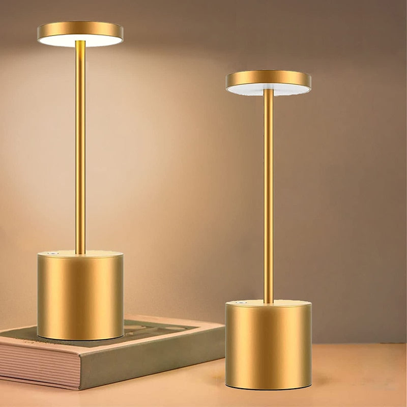 Luminária de mesa LED touch dourada de 34 cm com três tons de luz e controle de luminosidade